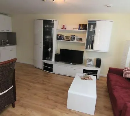 Holsteinisches Haus, Boysenstr. 5 * Westerland