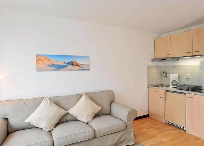 Holsteinisches Haus, Boysenstr. 5 Westerland